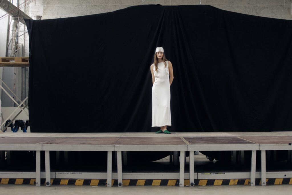 Iva Rych SS 2025 10 mIZfInAlJ171m3LVtKvPSnchkB4GRfxQc8UevkO72aKELobwHPCFXNjDk wnsZdtWaqLFM6olRYEpTGbMqsrE2LB